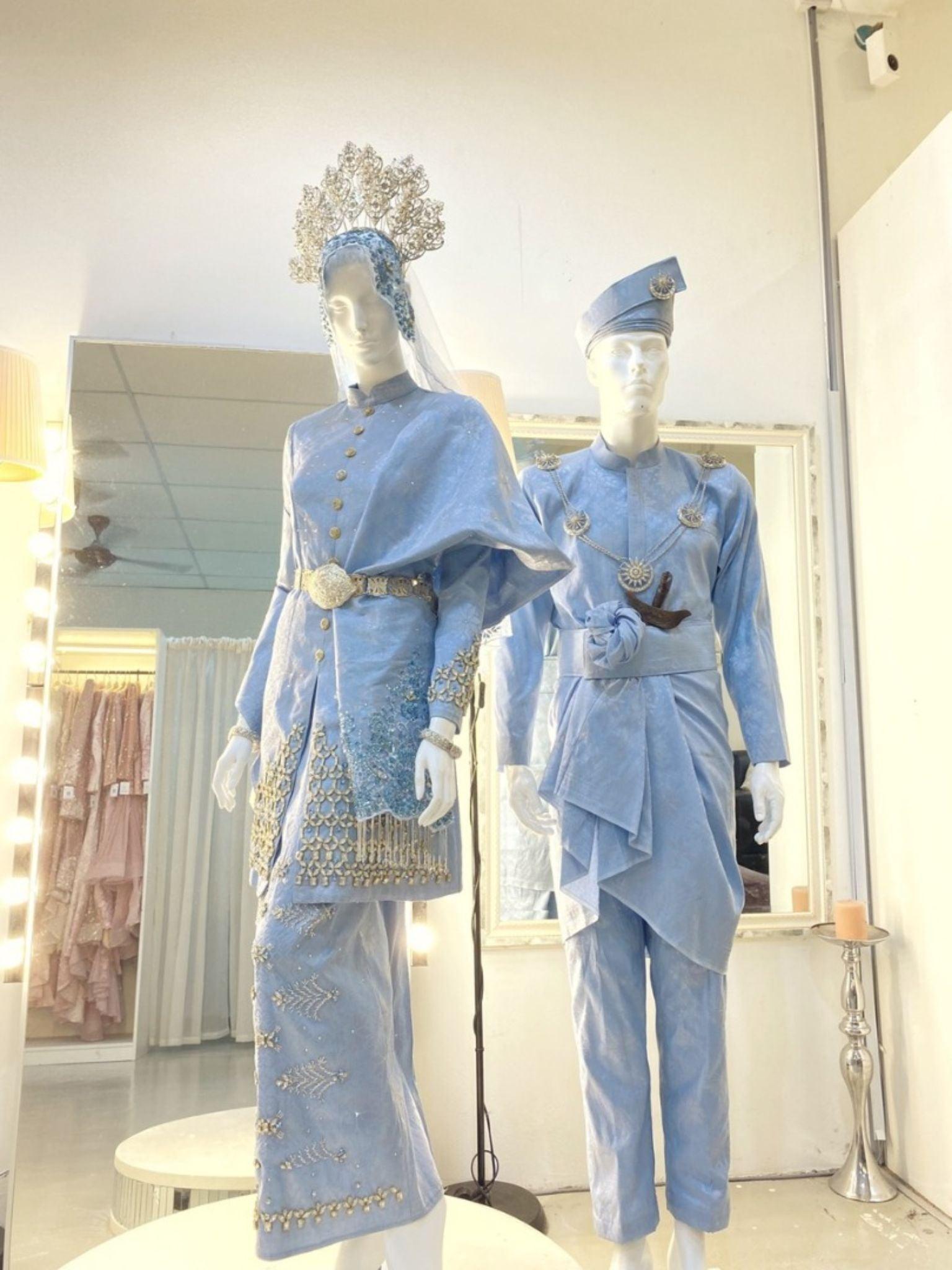KENCANA - Baju Kurung Belah Songket Wedding Dress, Icy Blue and Silver from PP Signature Bridal Boutique. Tempah Baju Pengantin online-sewa baju pengantin