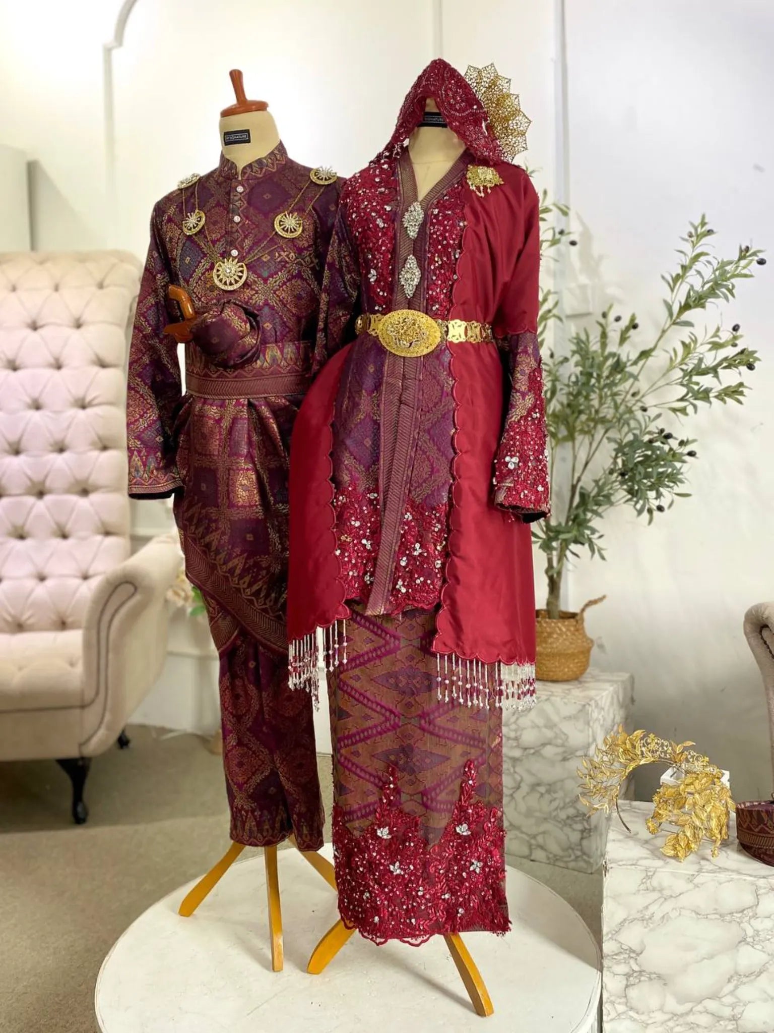 CHE' RAH - Baju Sanding Maroon & Purple Kebaya with Selempang Sulam