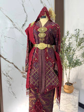 Sanggul lintang dokoh rantai dan selempang sulam baju sanding kebaya CHE RAH Kajang