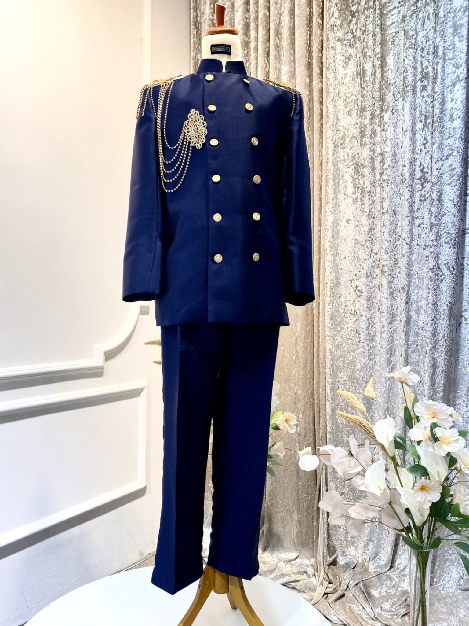 Navy blue captain suit-Malay wedding attire-Navy blue groom suit-Elegant wedding attire-Malay groom attire-Traditional wedding suit-baju sanding lelaki-baju kahwin lelaki-sewa baju kahwin