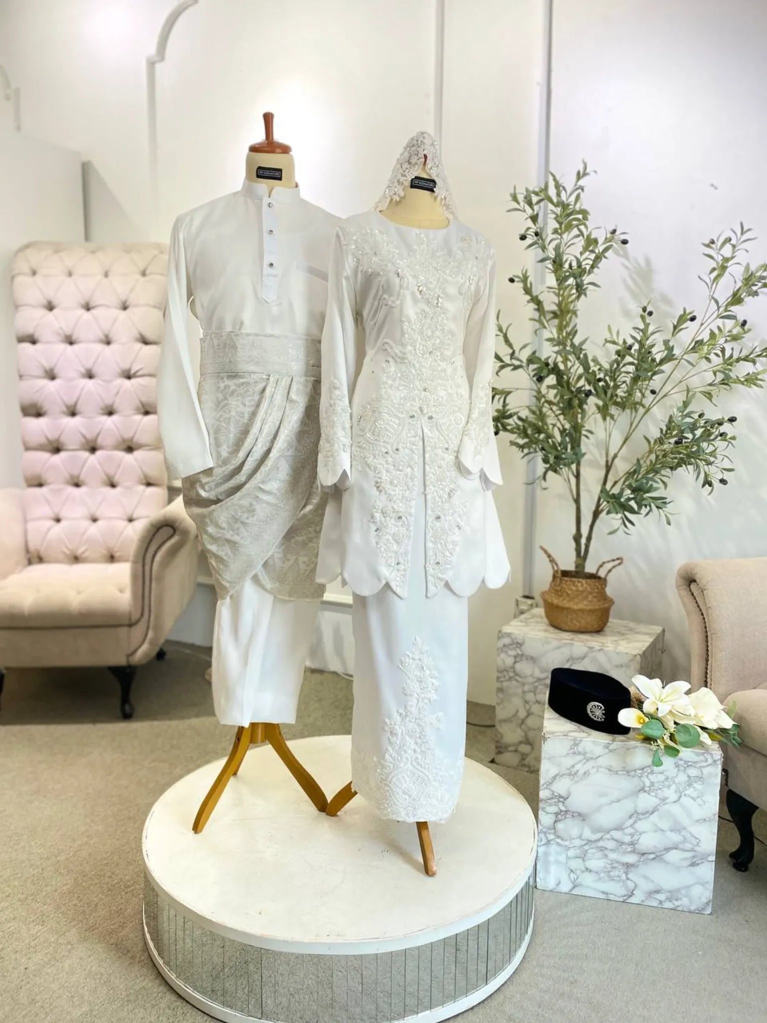 DAHLIA Baju Nikah Off-White Kurung Moden Scallop with Veil – PP