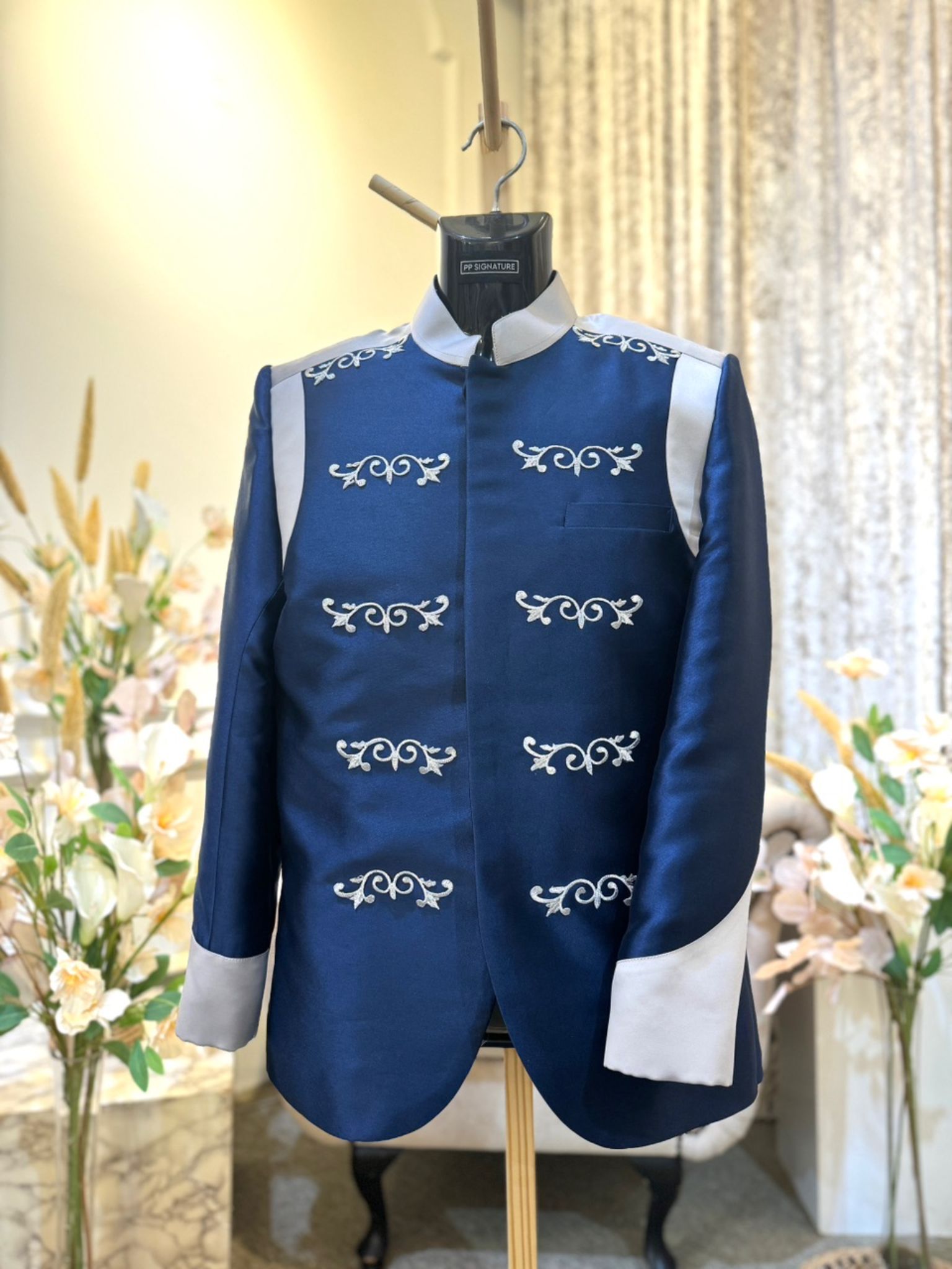 baju pengantin lelaki melayu-modern baju pengantin lelaki-malay wedding suit for men-dutch suit malay wedding-navy blue wedding suit for men-silver wedding suit for men-malay wedding suit rental-baju pengantin lelaki muslim-baju pengantin modern lelaki-unique baju pengantin lelaki