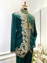 Emerald Green Prince Suit-Baju Pengantin Lelaki-Wedding Reception Suit-Prince Coat Design-Emerald Green Suit Rental-Light Brown Lace Wedding Outfit-Baju Sanding-Groom Suit Rental
Traditional Wedding Suit-Emerald Green and Brown Groom Outfit