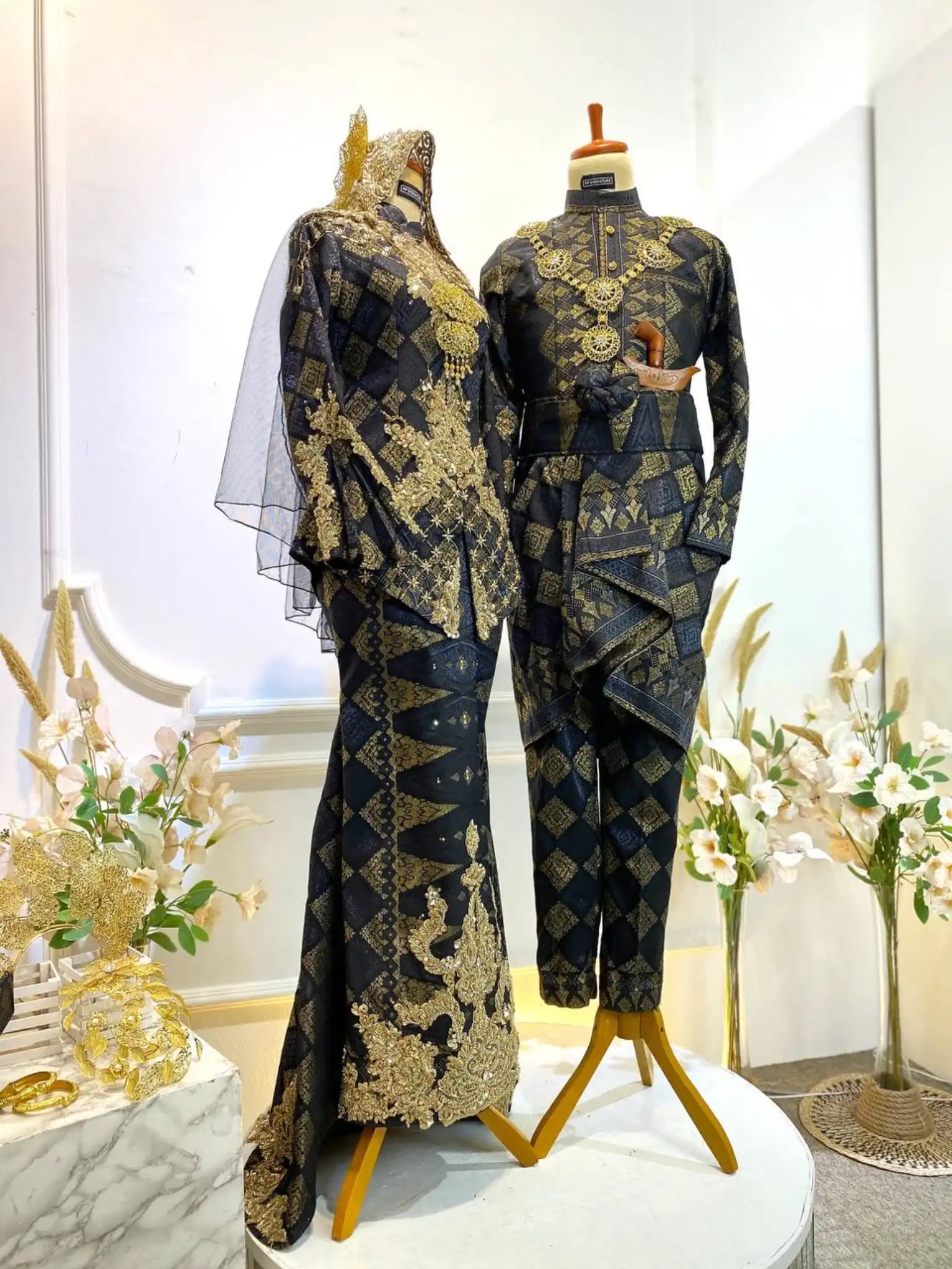 white christmas dresses CIK SITI WAN KEMBANG - Dark Brown Songket Wedding Dress (Baju Sanding) main image 0