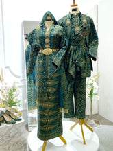 Baju Pengantin-Emerald Green with Gold Songket-Kebaya with Selempang Biku-Malay wedding traditional Malay wedding dress-modern Malay wedding dress,-Malay wedding dress rental-Malay wedding dress boutique-Malay wedding dress designs-Malay wedding dress accessories- Malay wedding dress for rent-custom Malay wedding dress