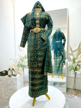 Baju Pengantin-Emerald Green with Gold Songket-Kebaya with Selempang Biku-Malay wedding traditional Malay wedding dress-modern Malay wedding dress,-Malay wedding dress rental-Malay wedding dress boutique-Malay wedding dress designs-Malay wedding dress accessories- Malay wedding dress for rent-custom Malay wedding dress
