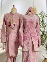 Sewa Baju Pengantin Songket Dusty Pink L&P-Larissa – Set Baju Kurung Moden & Kot Raihan