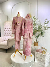 LARISSA – Kurung Moden Songket Dusty Pink Elegan-Baju Sanding Tradisional Warna Lembut untuk Pengantin