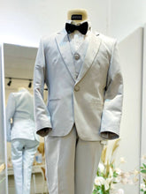 Light Grey 3-Piece Suit with Notch Lapel | Men's Wedding & Formal Suit