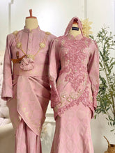 Set Baju Sanding Pasangan Warna Lembut-Kot Raihan lelaki warna dusty pink-Songket 3D warna lembut untuk sanding