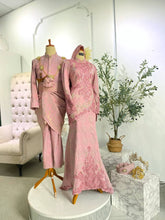 Baju Pengantin Perempuan Songket Dusty Pink-Baju pengantin perempuan pastel moden-Sewa baju sanding perempuan & lelaki sedondon