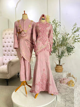 LILIANA – Tulip Songket Dress Dusty Pink Elegan-Baju sanding dusty pink-Songket tulip dress pengantin