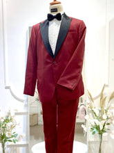 MAROON 2 - Maroon 2-Piece Wedding Suit with Black Peak Lapel