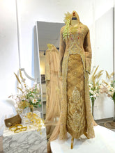 Sewa Baju Sanding Songket Kebaya Panjang-Baju Pengantin Songket Emas Moden-Baju Sanding Kebaya Kota Baru Eksklusif-Gaun Pengantin Melayu Jawa Premium-Dress Kahwin Songket Kebaya Panjang