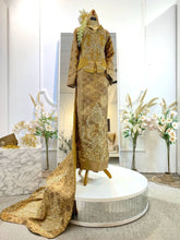 ewa Baju Sanding Songket Kebaya Tradisional-Baju Pengantin Melayu Jawa Eksklusif-Baju Sanding Songket Emas dengan Aksesori Penuh-PP Signature Bridal