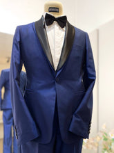 Men's Wedding Suits-groom suit-custom wedding suit-rent tuxedo-groom suit rental-custom wedding suit design-plus size wedding suits-sewa baju pengantin lelaki-butik baju pengantin lelaki-baju pengantin lelaki moden-baju sanding moden-baju dinner lelaki