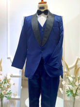 Men's Wedding Suits-groom suit-custom wedding suit-rent tuxedo-groom suit rental-custom wedding suit design-plus size wedding suits-sewa baju pengantin lelaki-butik baju pengantin lelaki-baju pengantin lelaki moden-baju sanding moden-baju dinner lelaki