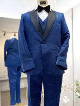 Men's Wedding Suits-groom suit-custom wedding suit-rent tuxedo-groom suit rental-custom wedding suit design-plus size wedding suits-sewa baju pengantin lelaki-butik baju pengantin lelaki-baju pengantin lelaki moden-baju sanding moden-baju dinner lelaki