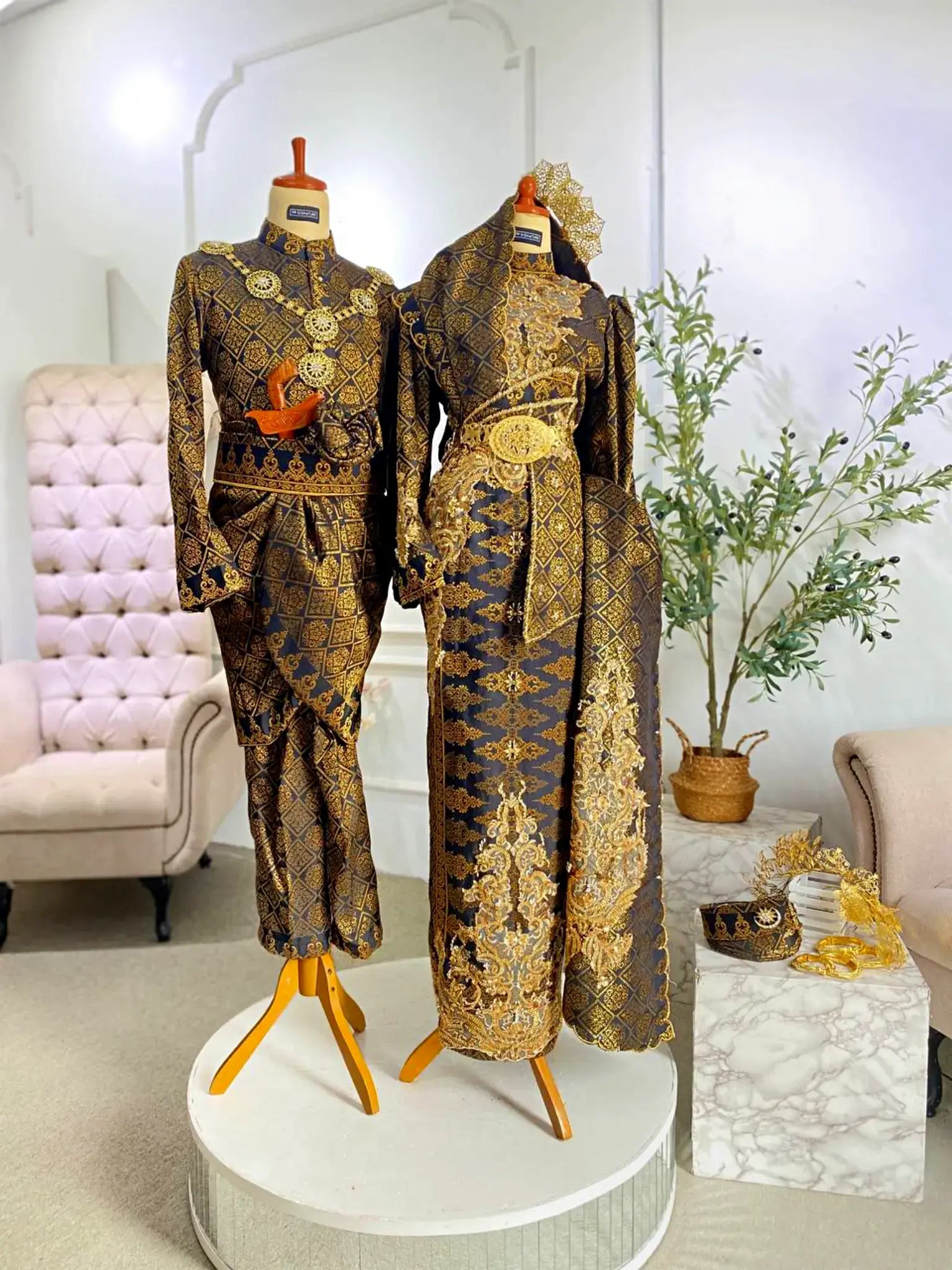 PRIMADONA - Baju Sanding Songket Black Gold Wedding Dress with Keradung Sari Malay Wedding Dress Rental PP Signature Bridal PRIMADONA - Baju Sanding Songket Black Gold Wedding Dress with Keradung Sari Malay Wedding Dress Rental PP Signature Bridal