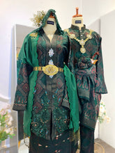 PUTERI GUNUNG LEDANG-Emerald Green Songket Kebaya Wedding Dress with Selempang Sulam (Baju Sanding)-baju sanding tradisional-baju sanding moden-baju sanding muslimah-baju pengantin tradisional-baju pengantin moden-baju pengantin muslimah-sewa baju sanding-sewa baju pengantin-butik baju sanding-butik baju pengantin