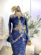 Sewa Baju Pengantin Peplum Navy Blue-Baju Pengantin Songket Emas-Baju Sanding Navy Blue-Baju Pengantin Peplum-Sewa Baju Pengantin Navy