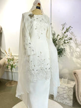 QASEJ – Off-White Baju Kurung Nikah with Selempang Sulam-Traditional Meets Modern – Duchess Baju Nikah Set-Elegant Kurung Moden for Akad Nikah with Groom’s Set