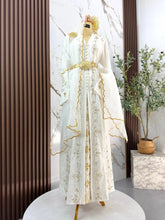 Baju sanding perempuan long kebaya abaya off-white gold songket tabur dengan selempang sulam untuk siluet pengantin yang anggun dan tradisional