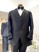 black suit rental-men's tuxedo rental-wedding suit rental-formal wear rental-black three piece suit-luxury suit rental-men's formal wear-tuxedo rental-black shawl lapel suit-XL-3XL suit rental-