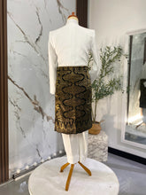 Sampin Songket LC Hitam dipakai dengan Baju Melayu untuk majlis akad nikah