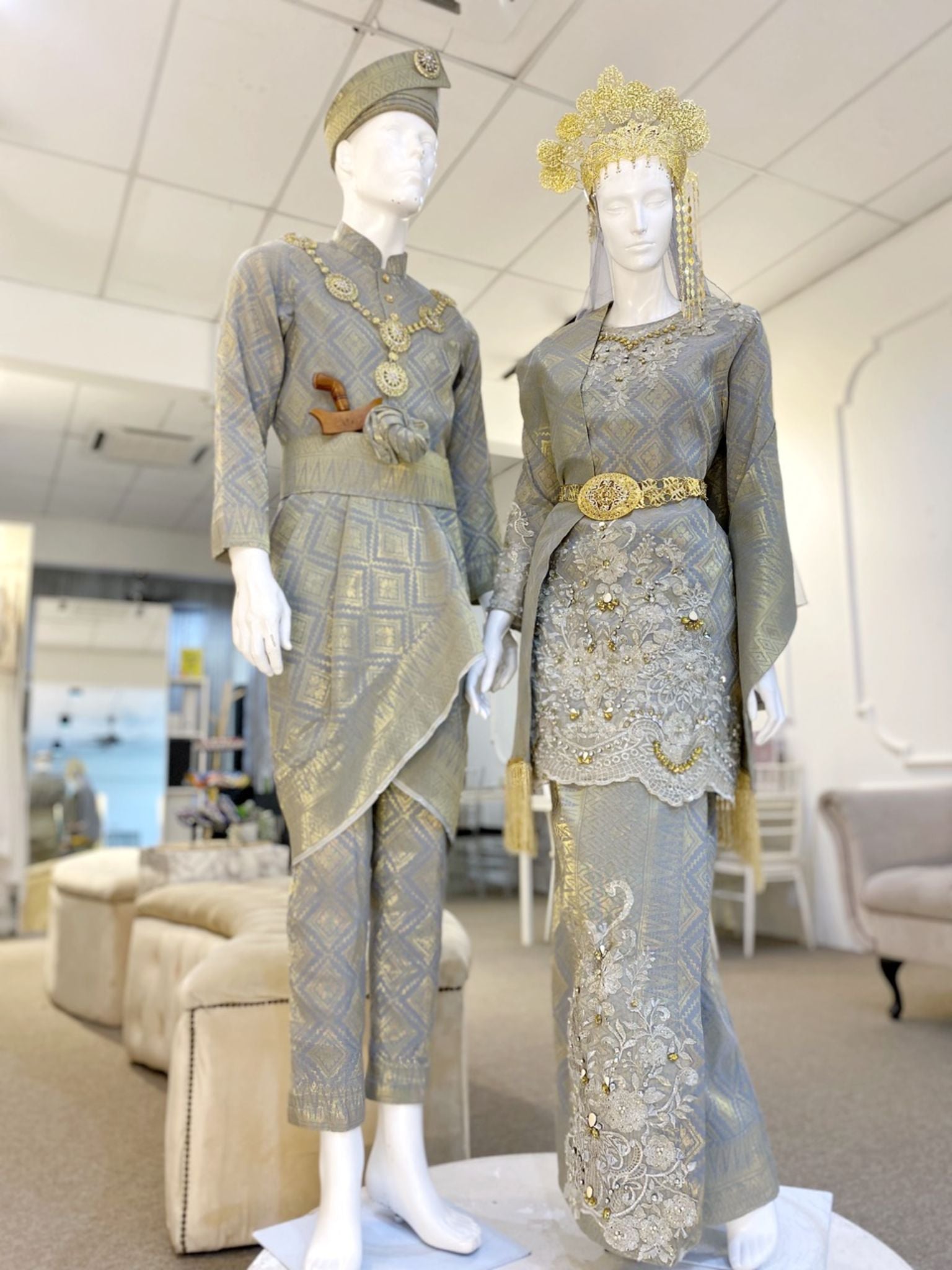 Sewa Baju Pengantin atau Custom Rental - TUN TEJA - Baju Kurung Pengantin Songket Silver Grey & Gold With Selempang. Book online or visit our boutique!