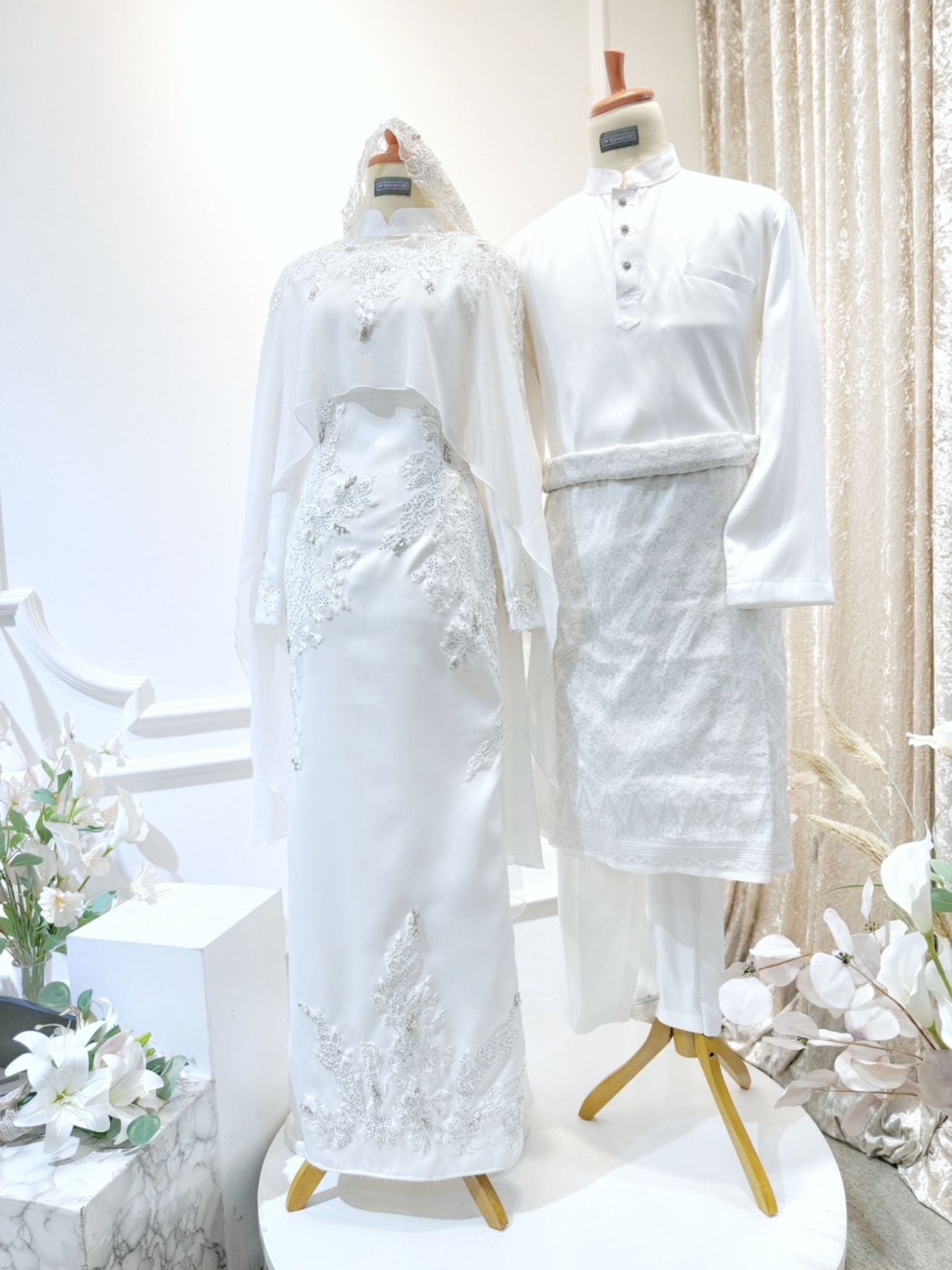 WARDAH - Baju Nikah Off White Double Face Dress with Detachable Cape-Pakej Nikah terus Sanding-Pakej Nikah terus Sanding