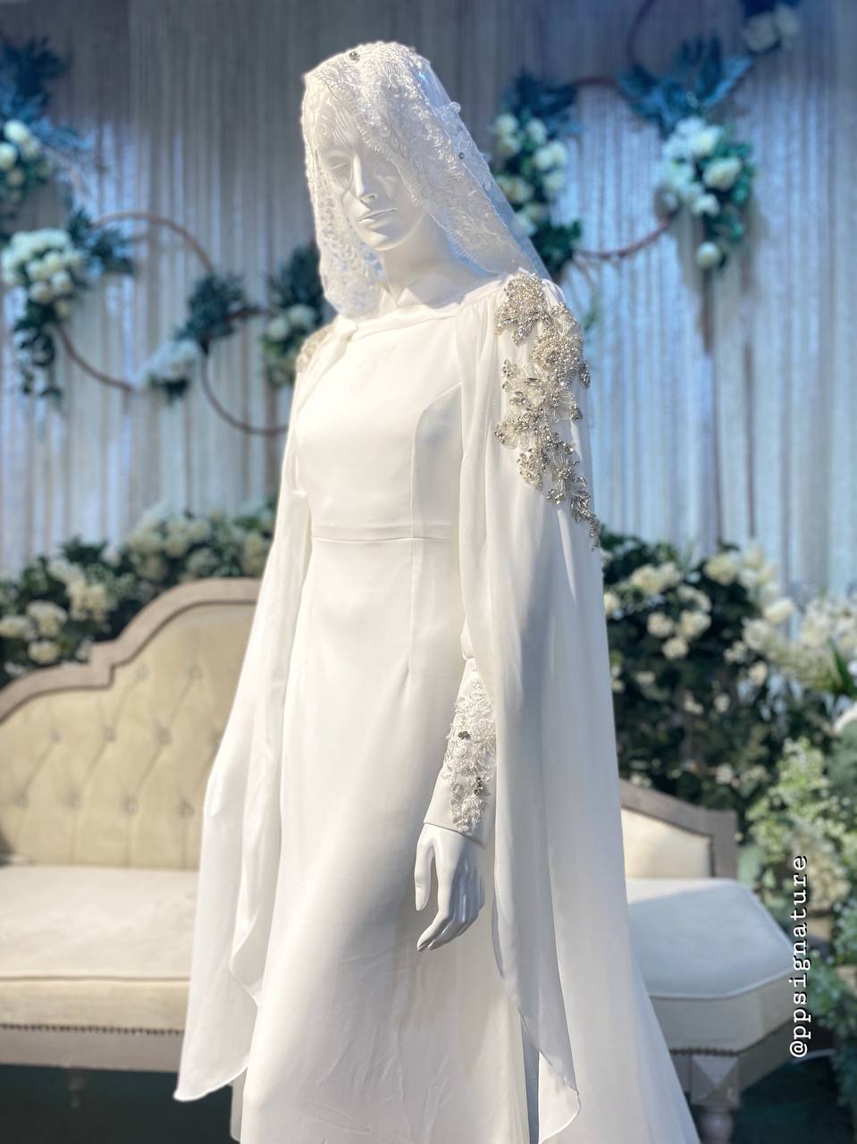Nikkah bride | Pakistani bridal dresses, Pakistani formal dresses, Nikkah  dress
