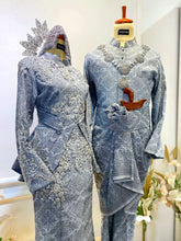 Malay wedding accessories – Crown, Dokoh Rantai, Bunga Tangan Besi for bride & Dokoh, Keris, Brooch for groom.