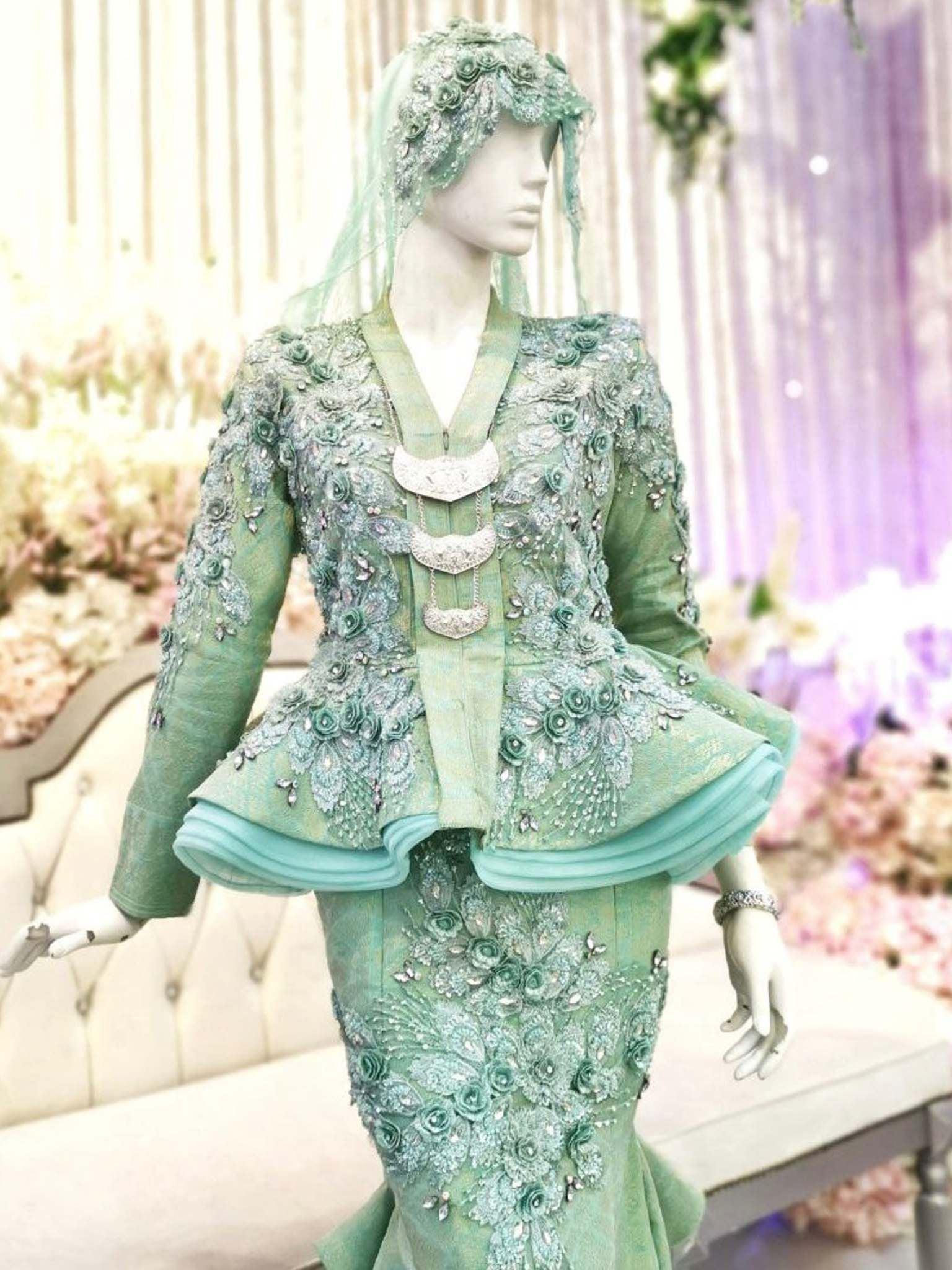 MEDUSA - Radiant Two-Piece Peplum Songket Wedding Dress in Mint Green and Light Gold from PP Signature Bridal Boutique-Tempah Baju Pengantin online 