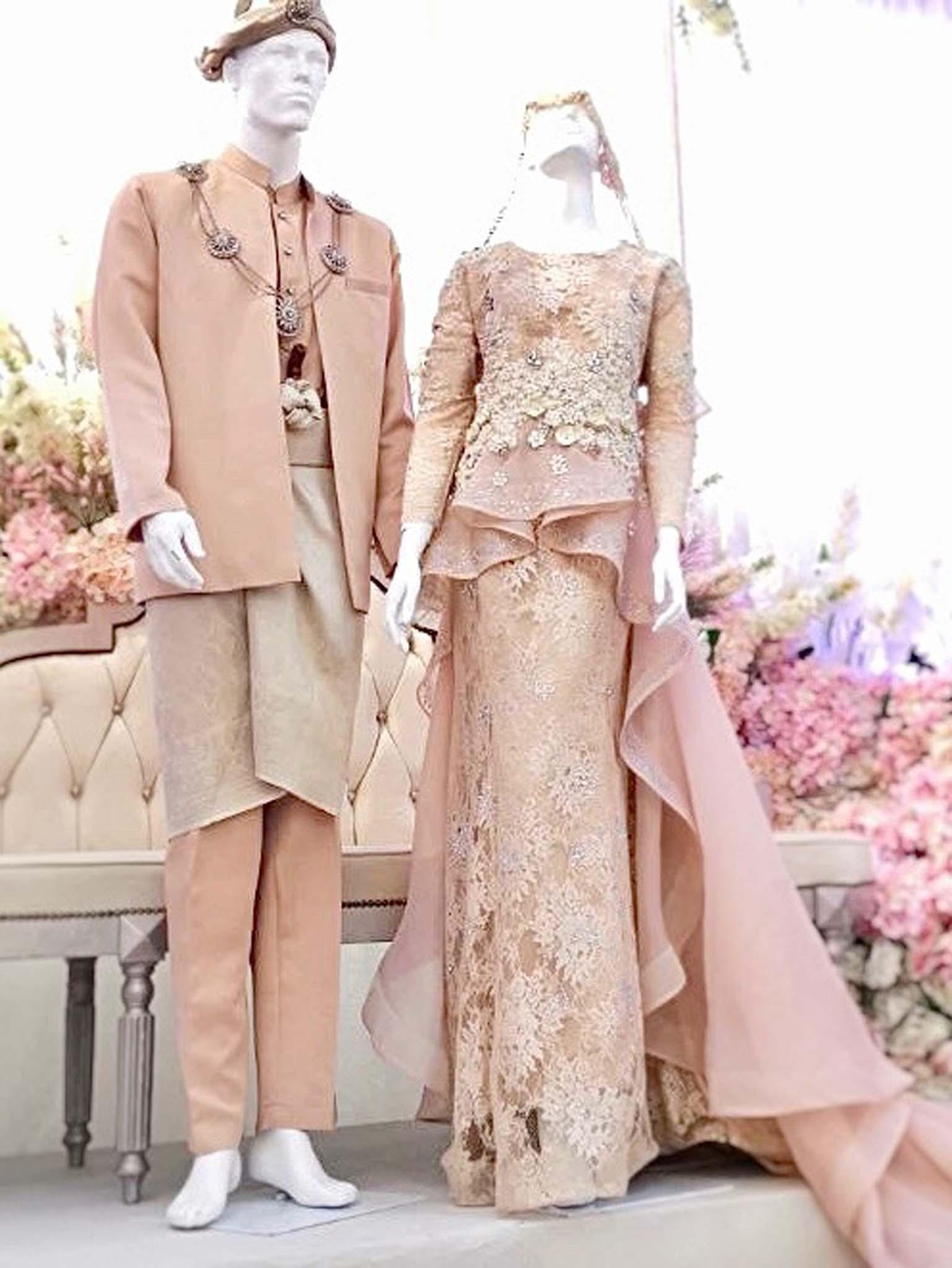  Sewa Baju Pengantin Muslimah Plus Size Fishtail Dress with Trail, Full Lace with Organdy Brown Champagne-Malay Wedding Dress