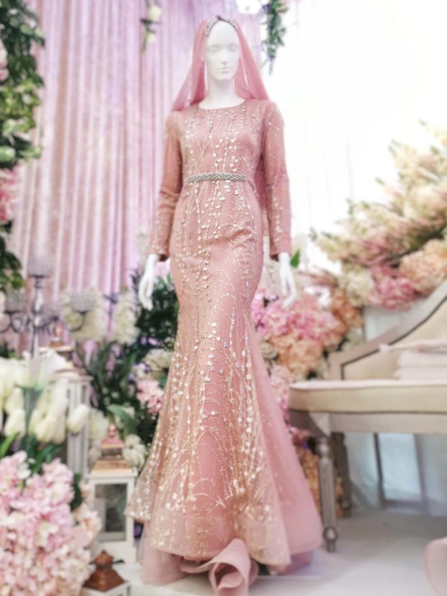 rose gold dress malaysia LP Oscar Rose Gold with Feather Sleeves Gown GlamEdge Dress & Gown