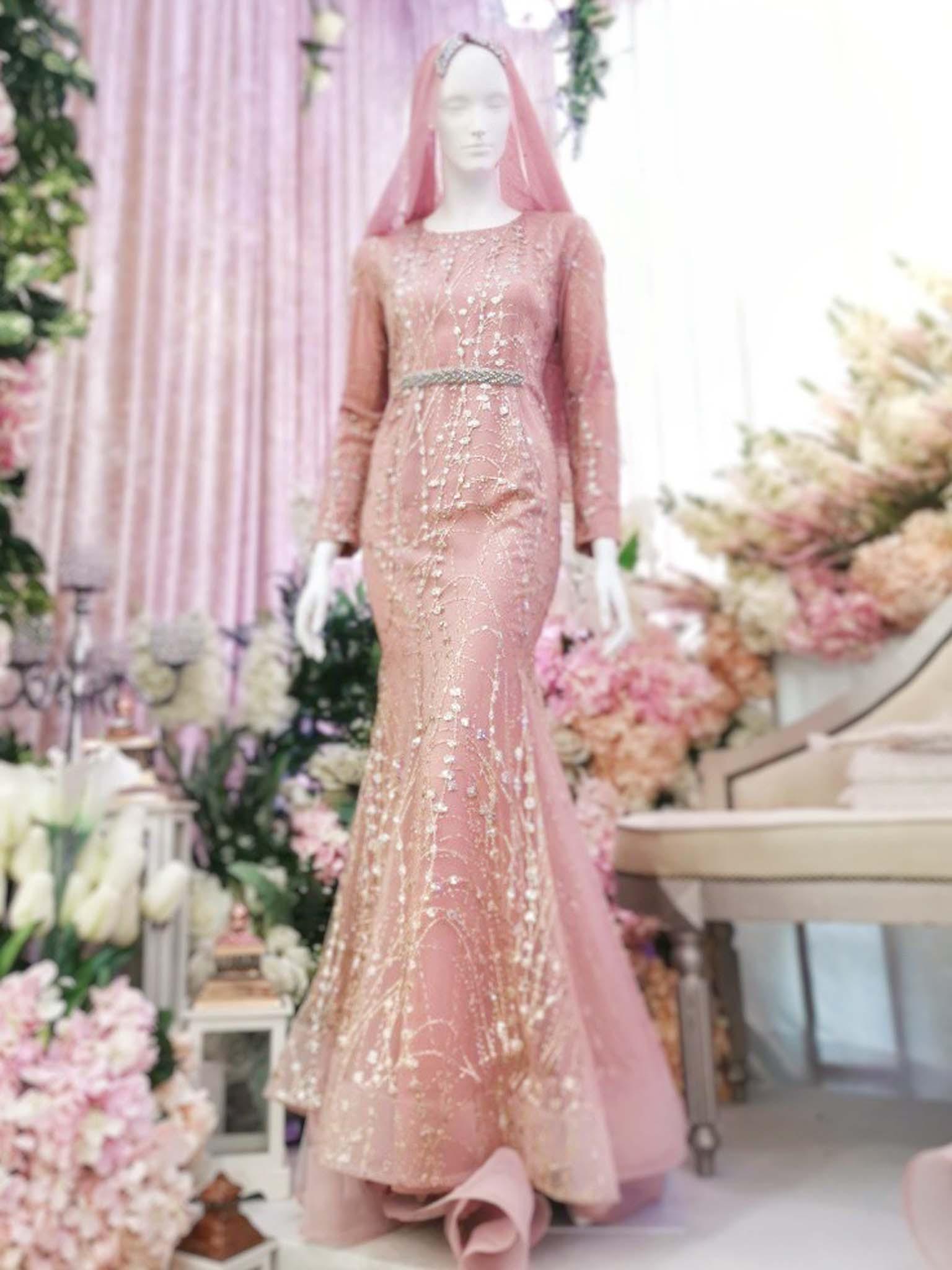 baju pengantin-baju sanding-baju kahwin-sewa baju pengantin-sewa baju kahwin-sewa baju sanding-pp signature-planet pengantin-malay wedding dress-wedding dress melayu-malay wedding dress rental-malay wedding gown-baju pengantin muslimah-baju sanding muslimah-malay wedding-wedding gown-butik pengantin-bridal-butik pengantin kajang-top bridal malaysia-best bridal malaysia-tempah baju sanding-baju sanding pink-baju pengantin pink-busana pengantin pink-plus size-dusty pink wedding dress