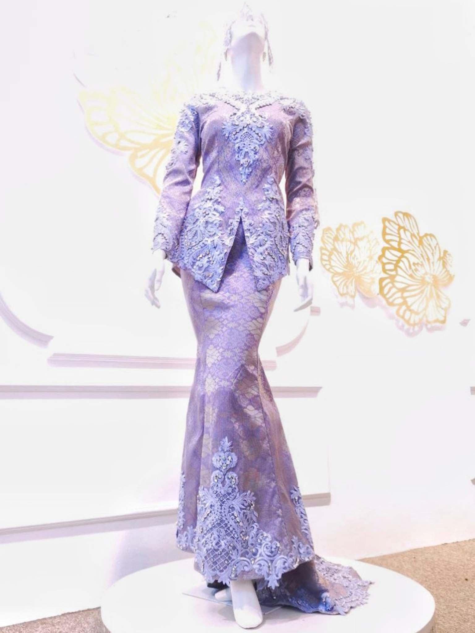baju pengantin-baju sanding-baju kahwin-sewa baju pengantin-sewa baju kahwin-sewa baju sanding-pp signature-planet pengantin-malay wedding dress-wedding dress melayu-malay wedding dress rental-malay wedding gown-baju pengantin muslimah-baju sanding muslimah-malay wedding-wedding gown-butik pengantin-bridal-butik pengantin kajang-top bridal malaysia-best bridal malaysia-tempah baju sanding-baju sanding purple-baju pengantin purple-busana pengantin purple