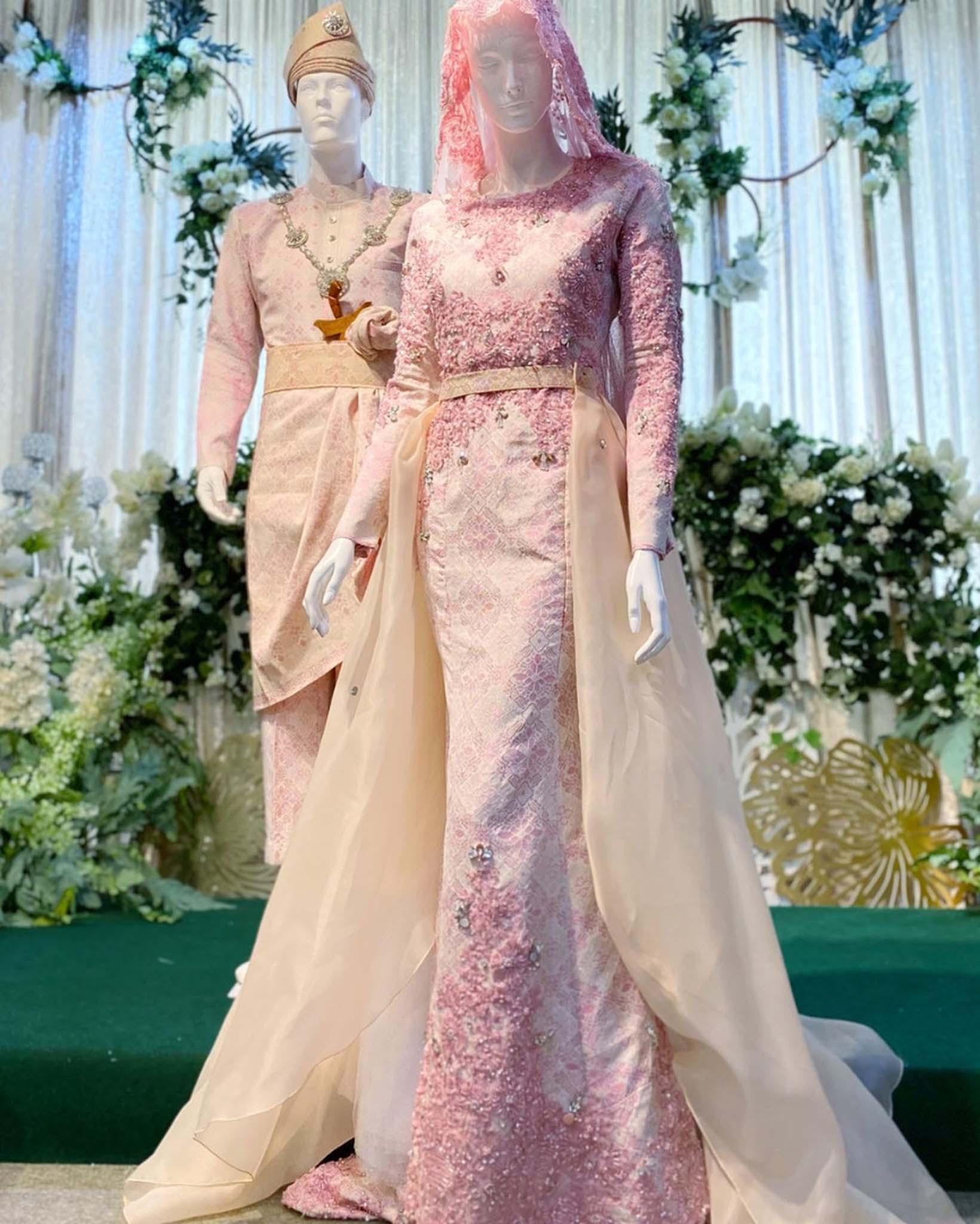 baju pengantin-baju sanding-baju kahwin-sewa baju pengantin-sewa baju kahwin-sewa baju sanding-pp signature-planet pengantin-malay wedding dress-wedding dress melayu-malay wedding dress rental-malay wedding gown-baju pengantin muslimah-baju sanding muslimah-malay wedding-wedding gown-butik pengantin-bridal-butik pengantin kajang-top bridal malaysia-best bridal malaysia-tempah baju sanding-baju sanding pink-baju pengantin pink-busana pengantin pink-plus size-baby pink wedding dress