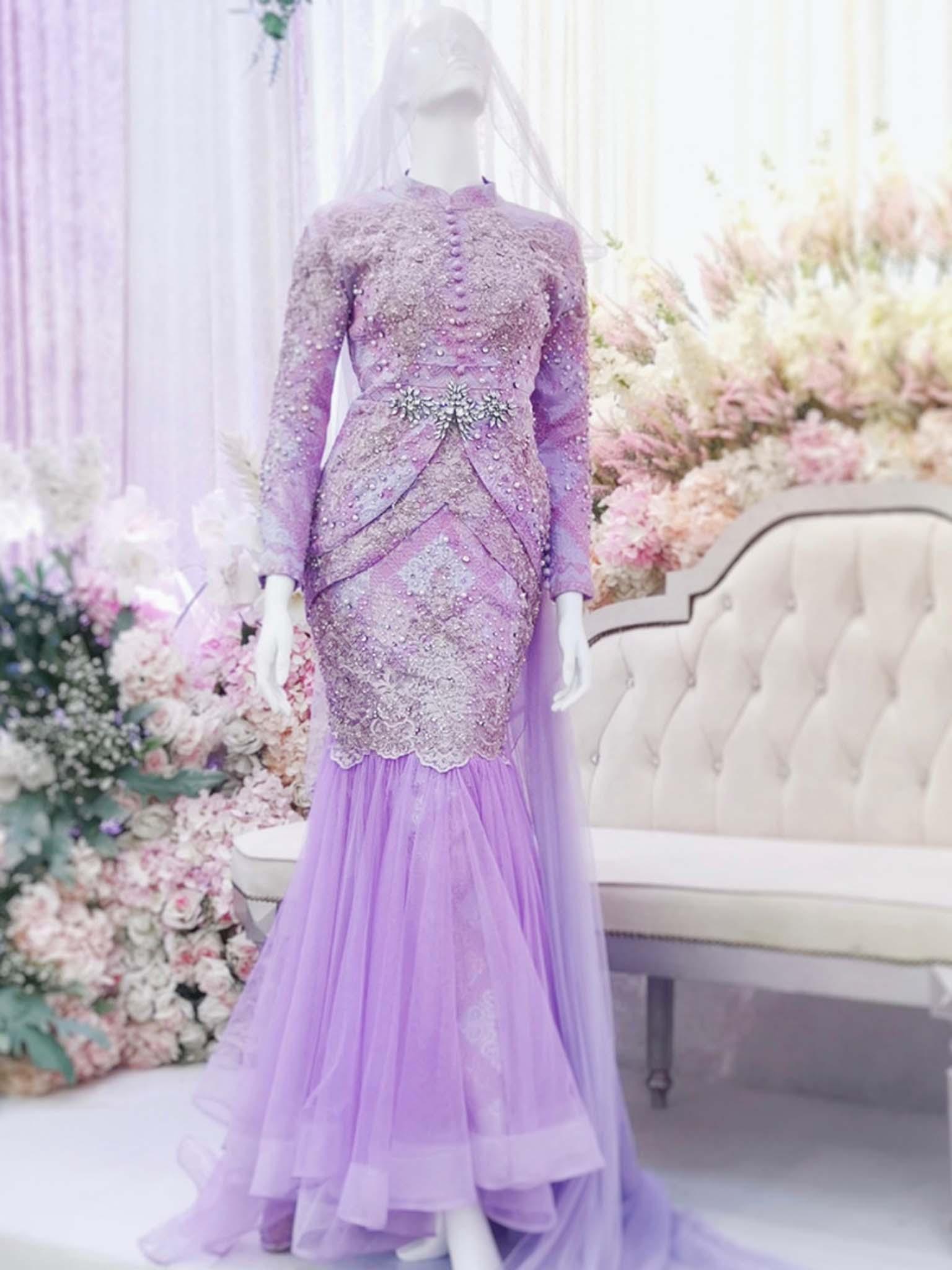 baju pengantin-baju sanding-baju kahwin-sewa baju pengantin-sewa baju kahwin-sewa baju sanding plus size-pp signature-planet pengantin-malay wedding dress-wedding dress melayu-malay wedding dress rental-malay wedding gown-baju pengantin muslimah-baju sanding muslimah-malay wedding-wedding gown-butik pengantin-bridal-butik pengantin kajang-top bridal malaysia-best bridal malaysia-tempah baju sanding-baju sanding purple-baju pengantin purple-busana pengantin purple