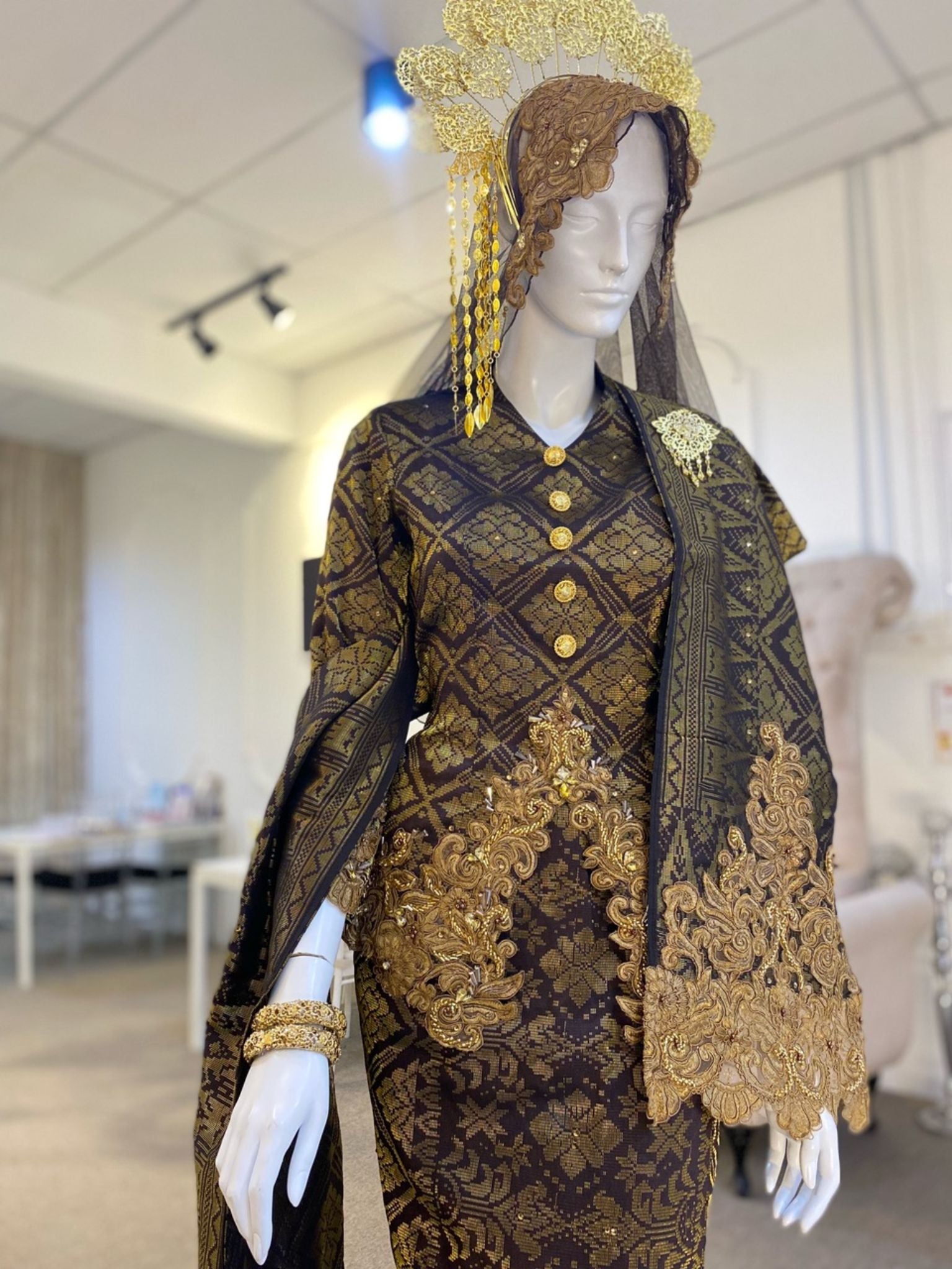 Baju Kurung Pengantin: Tradition Meets Elegance in Wedding Dresses | PP ...