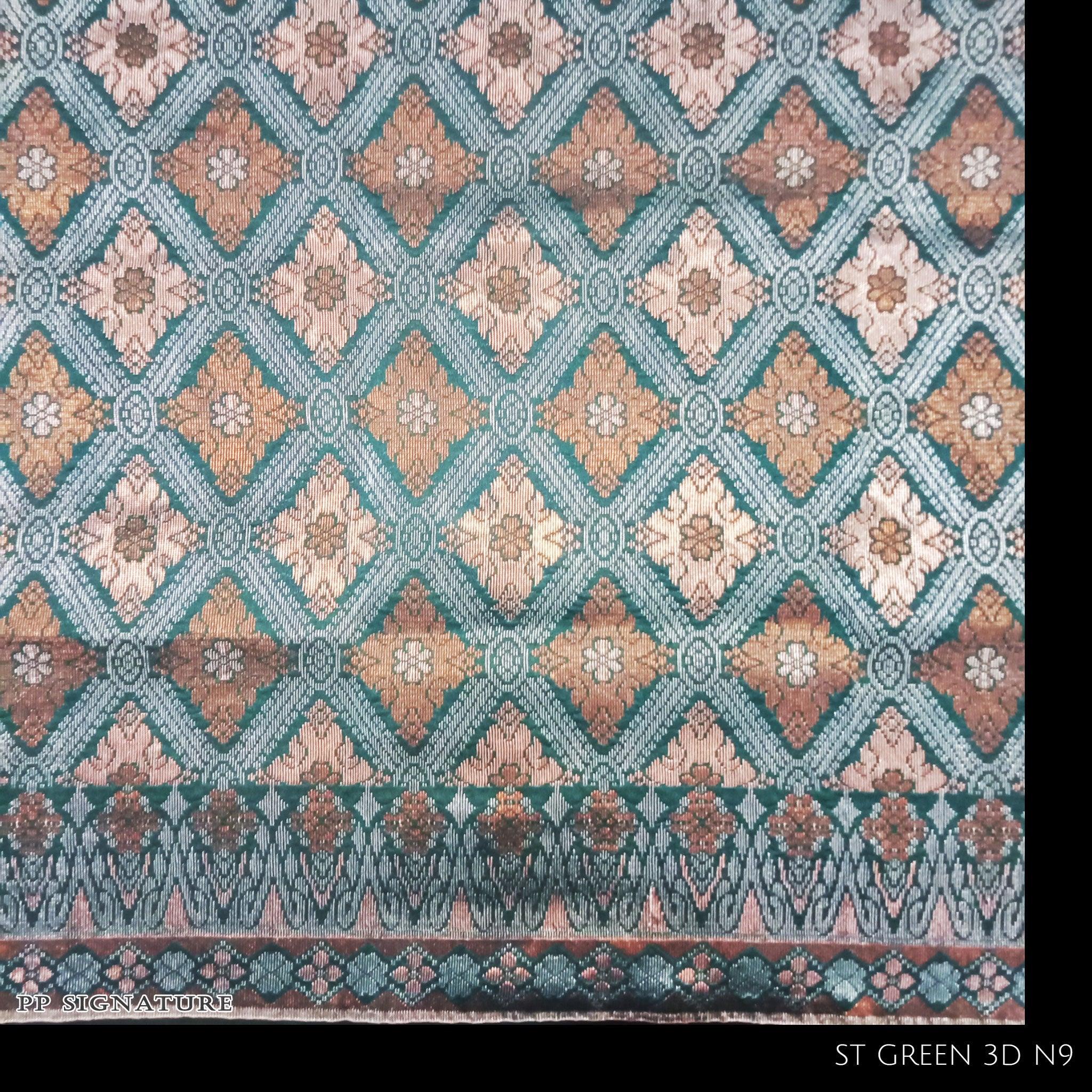 malay wedding dress-wedding dress melayu-traditional malay wedding dress-malay wedding dress rental-malay wedding gown-baju akad nikah-pengantin-baju pengantin muslimah-kahwin-malay wedding-baju kahwin-baju pengantin-busana pengantin-sewa baju sanding-butik pengantin-songket-songket hijau-songket green-songket emerald green-kot raihan-kot raihan 2pcs-baju pengantin lelaki-baju melayu-set tanjak-sampin-tengkolok