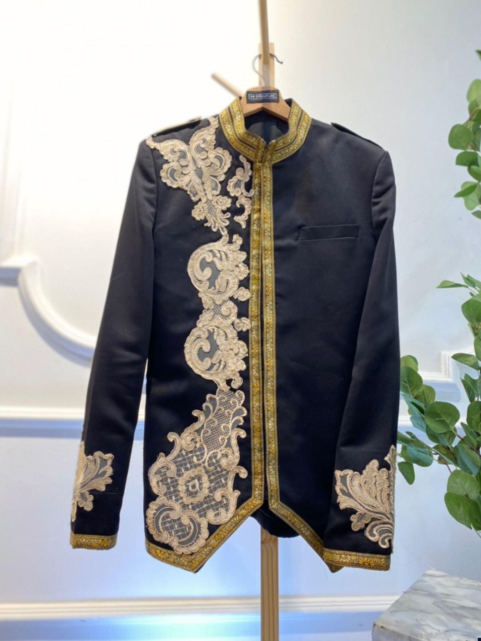 sewa baju pengantin lelaki-sewa baju sanding lelaki-sewa prince suit-sewa prince coat-butik pengantin PP Signature-wedding suit for rent-prince suit for groom-royal prince suit-prince suit for wedding-wedding prince suit-prince suit design 2023-Prince suit black-prince coat black