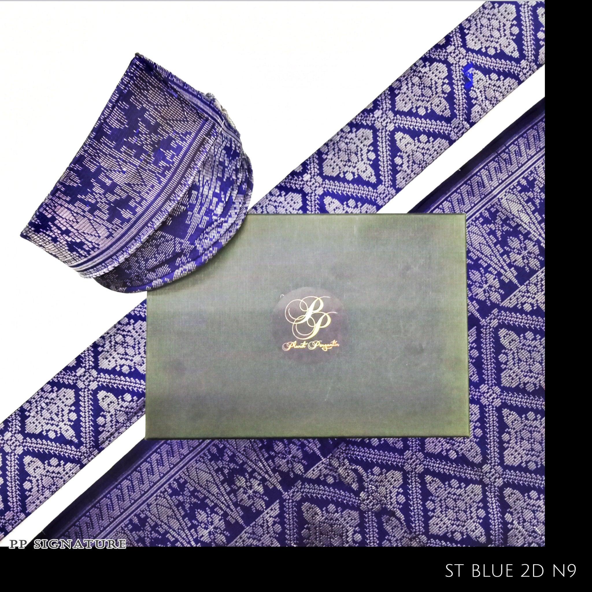 malay wedding dress-wedding dress melayu-traditional malay wedding dress-malay wedding dress rental-malay wedding gown-baju akad nikah-pengantin-baju pengantin muslimah-kahwin-malay wedding-baju kahwin-baju pengantin-busana pengantin-sewa baju sanding-butik pengantin-songket-songket royal blue-songket biru-kot raihan-kot raihan 2pcs-baju pengantin lelaki-baju melayu-set tanjak-sampin-tengkolok